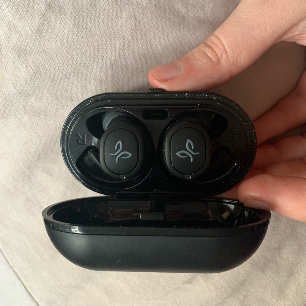Jaybird wireless headphones
